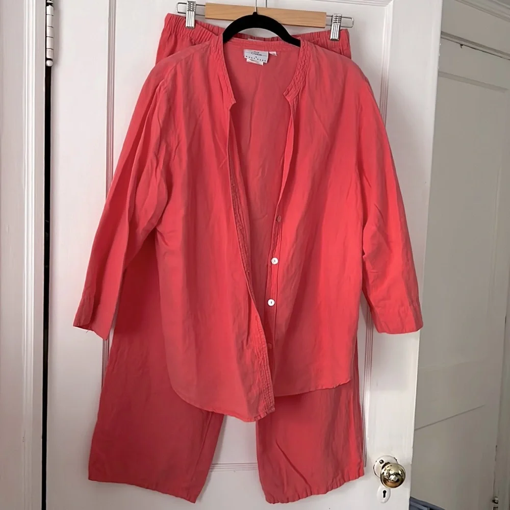 Linen coordinating set - Picture 1 of 3